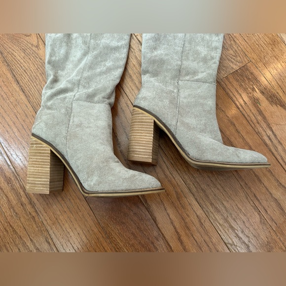 Mi.iM Brown/Beige Faux Suede 4” Tall Heeled Knee High Boots Size 7 Women - Picture 3 of 12